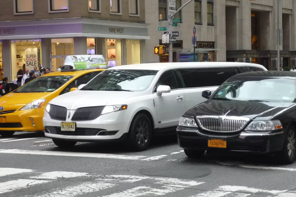 Lincoln Limos